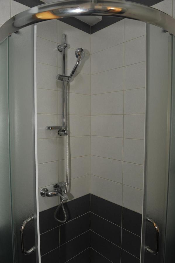 Angellina Apartmani Sremska Mitrovica Exterior photo